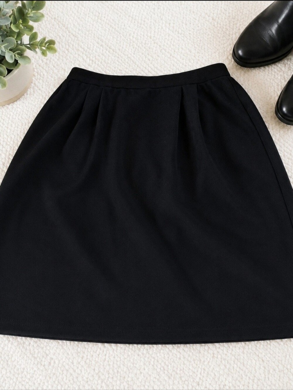 Vintage Susan Graver Black Knee Length Skirt
